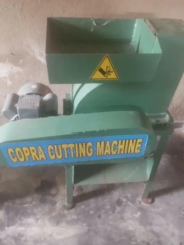 Coconut Cutting Machine