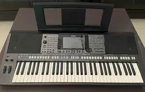 Yamaha PSR-S770