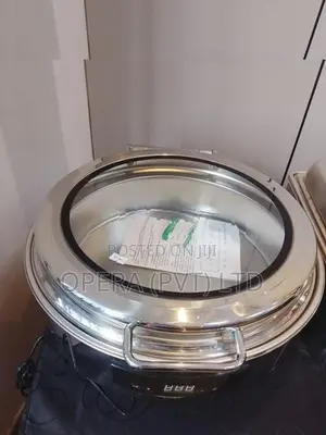 Electric chafing dishes