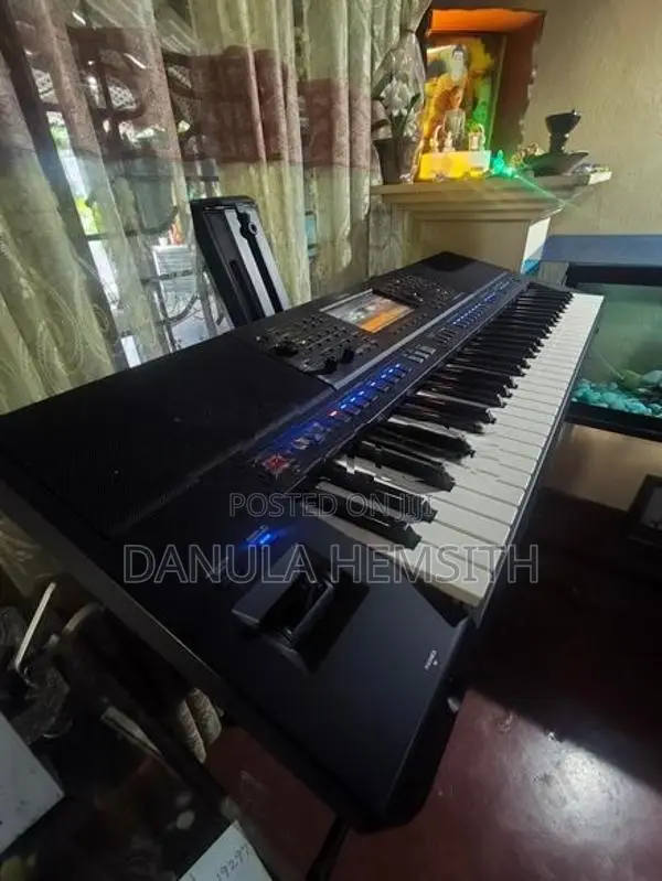 Yamaha PSR SX 900