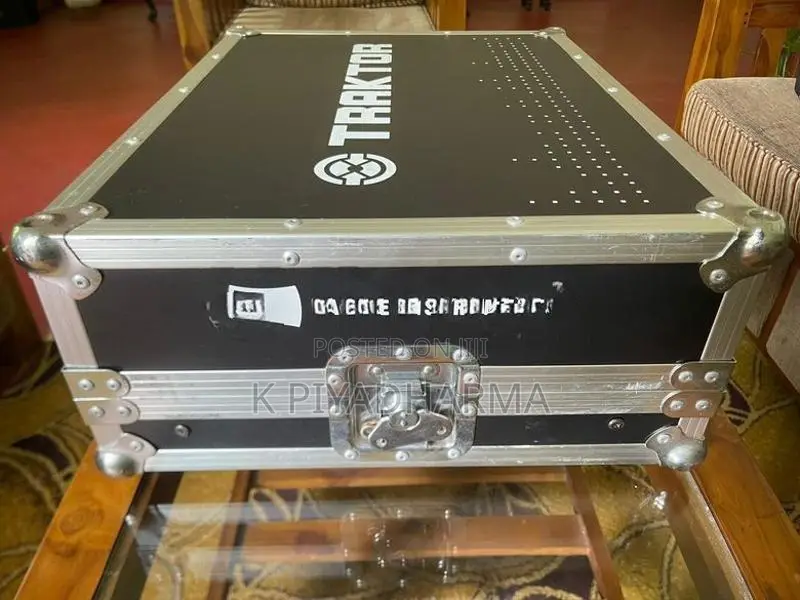 Traktor DJ Flight Case
