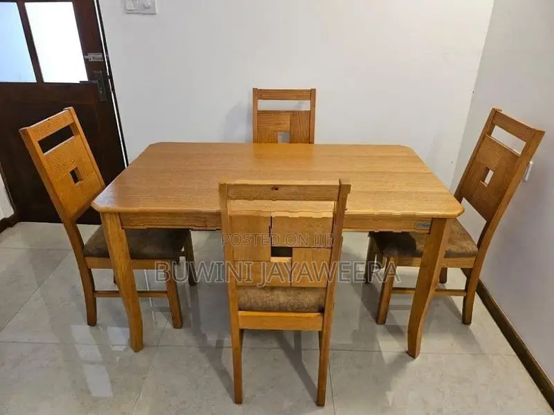 Damro Dining Table With 4 Chairs