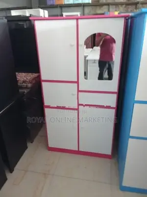 baby cupboard (A-10)