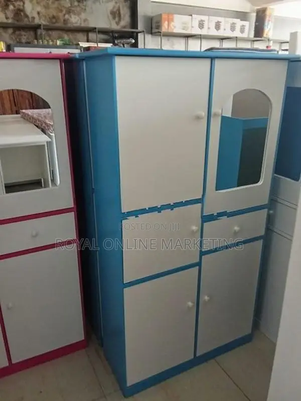 baby cupboard (A-10)