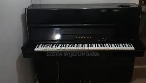 Yamaha Piano