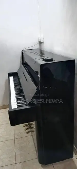 Yamaha Piano