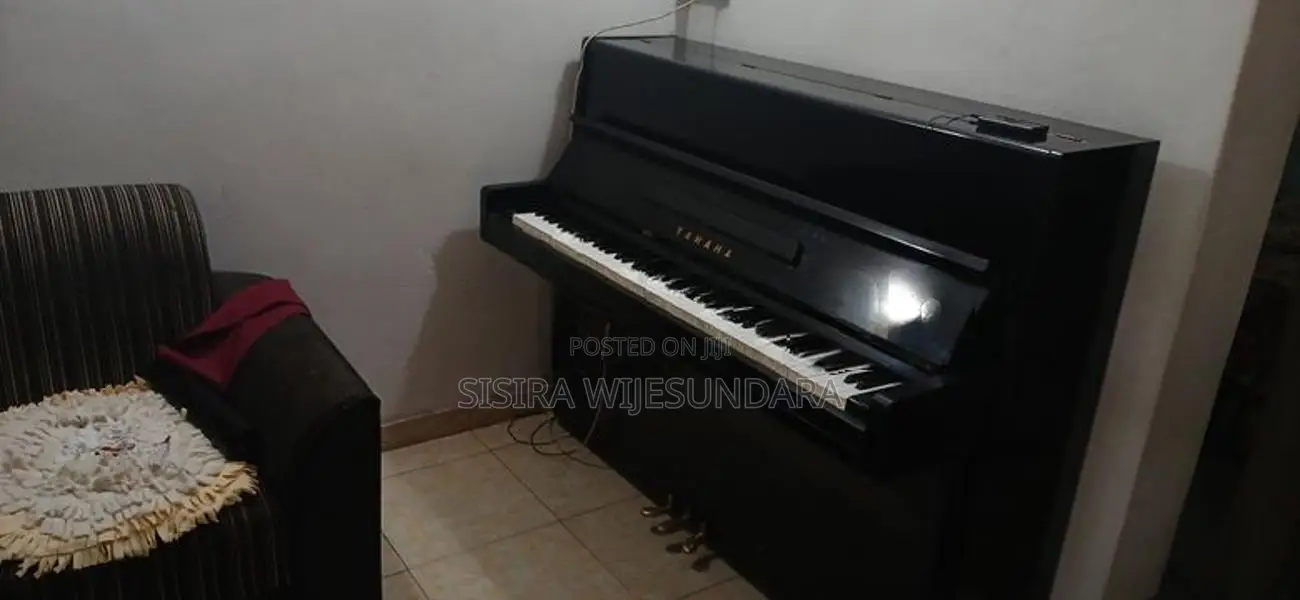 Yamaha Piano
