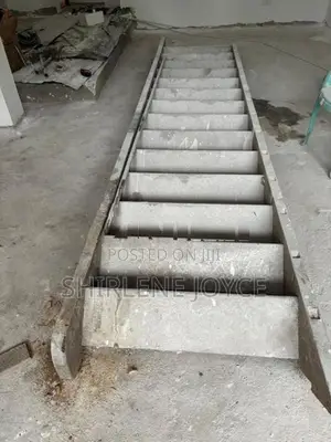 Wood Straight Ladder
