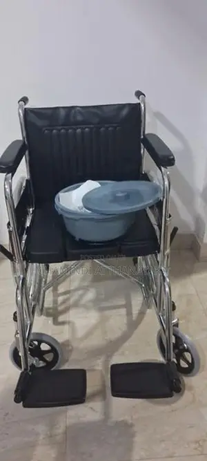 Wheel Chair with Comod
