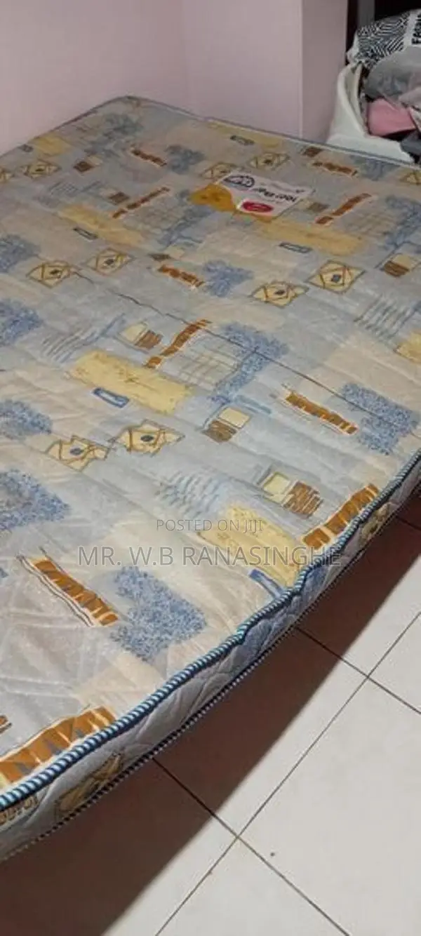 5 by 6 Double Bed with 1 Mattress