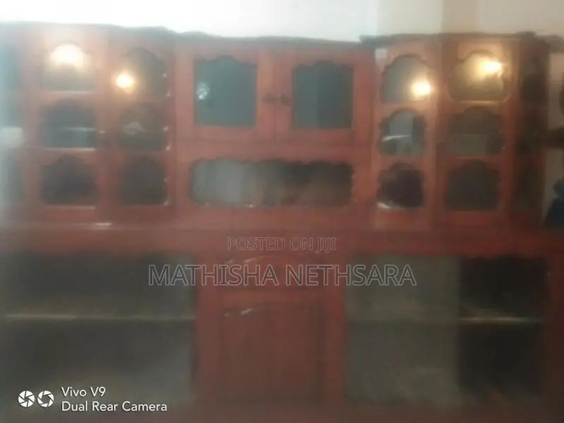 Piyano cabinetTeak Showcase Thalapathpitiya Delgahavaththa Roed