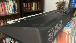 Keyboard PSR EW 400