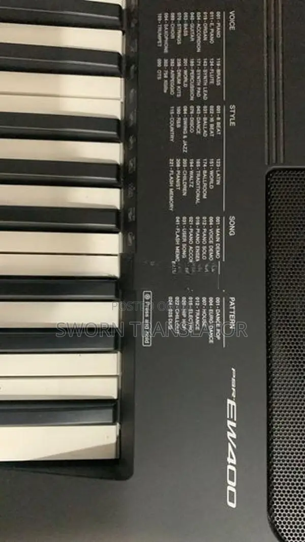 Keyboard PSR EW 400