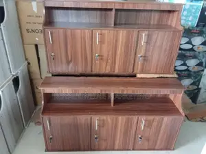 3 door pantry cupboard (I-10)