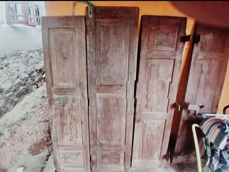 Antique Door Frame 4