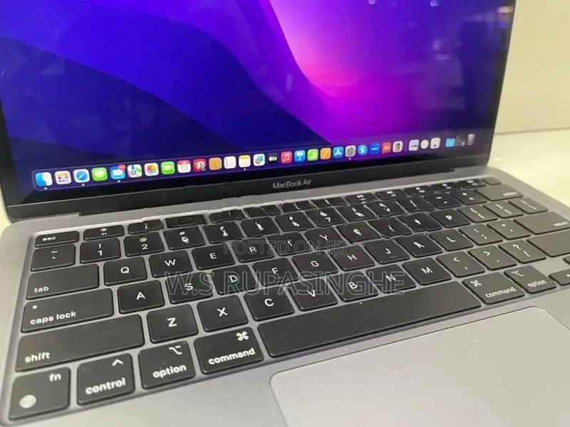 Apple Macbook Air 2020