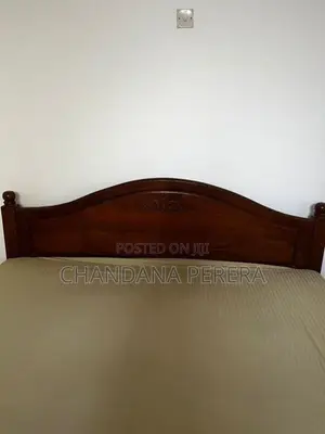 Teak Wood Bed frame(72*75)