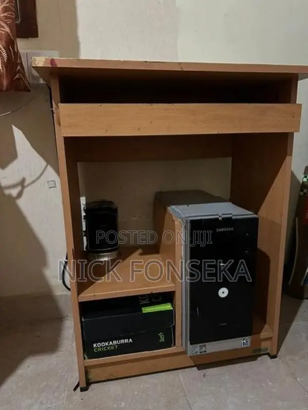 Computer Table