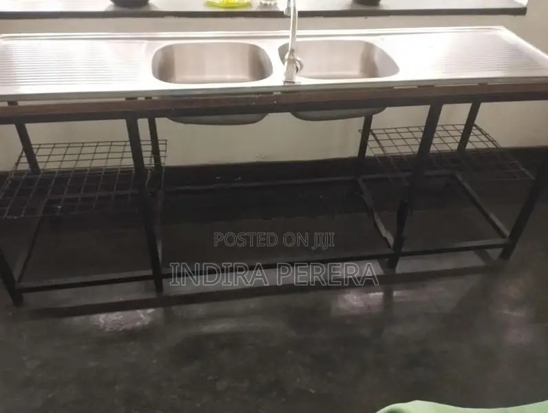 Sink With Frame