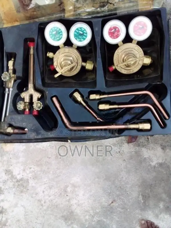 Oxy Act Gas Welding Complete Set Including Regulator Meters