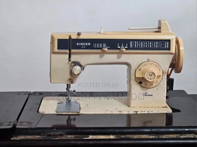 Singer Zigzag Machine