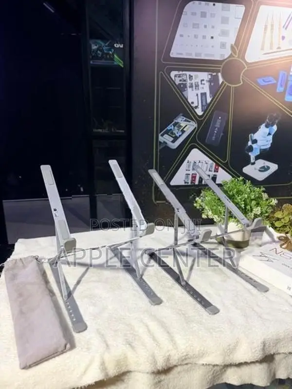 N8 LAPTOP STAND