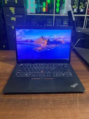 Laptop 16GB-Full Touch-2GB VGA-RYZEN