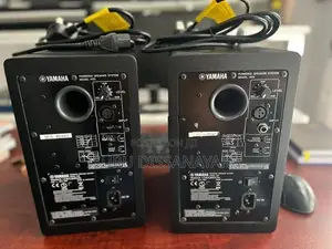 Studio Monotors Hs 5