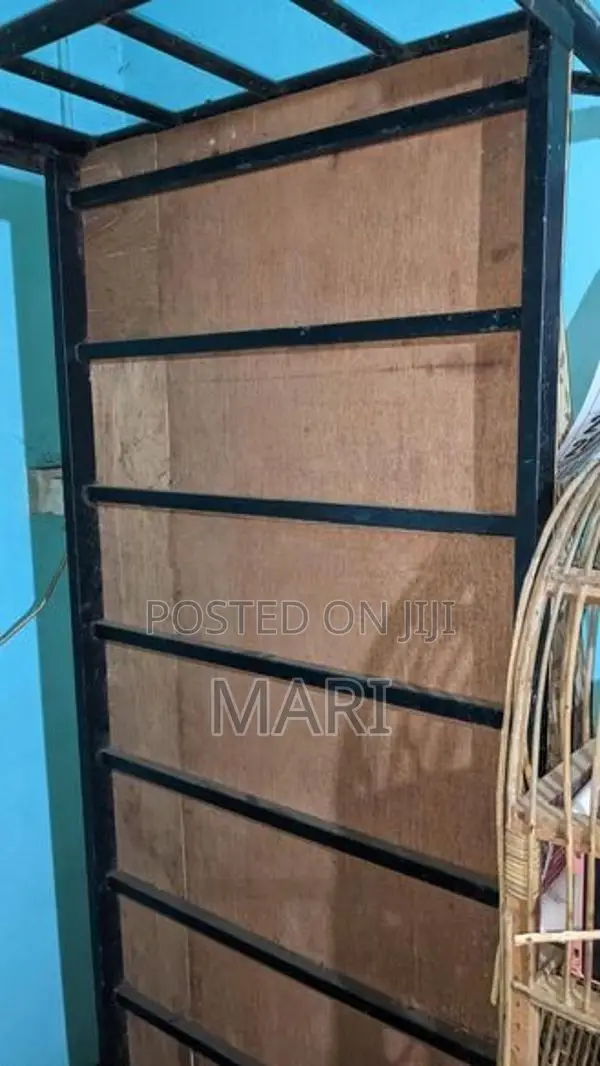 Single Iron Bed