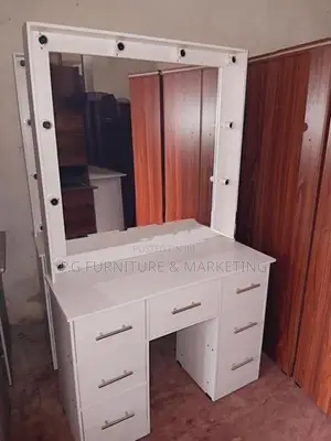 Modern 7 Drawers Dressing Table
