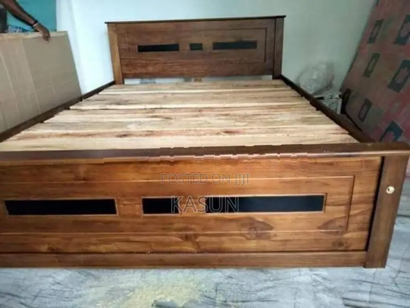 Theekka box bed