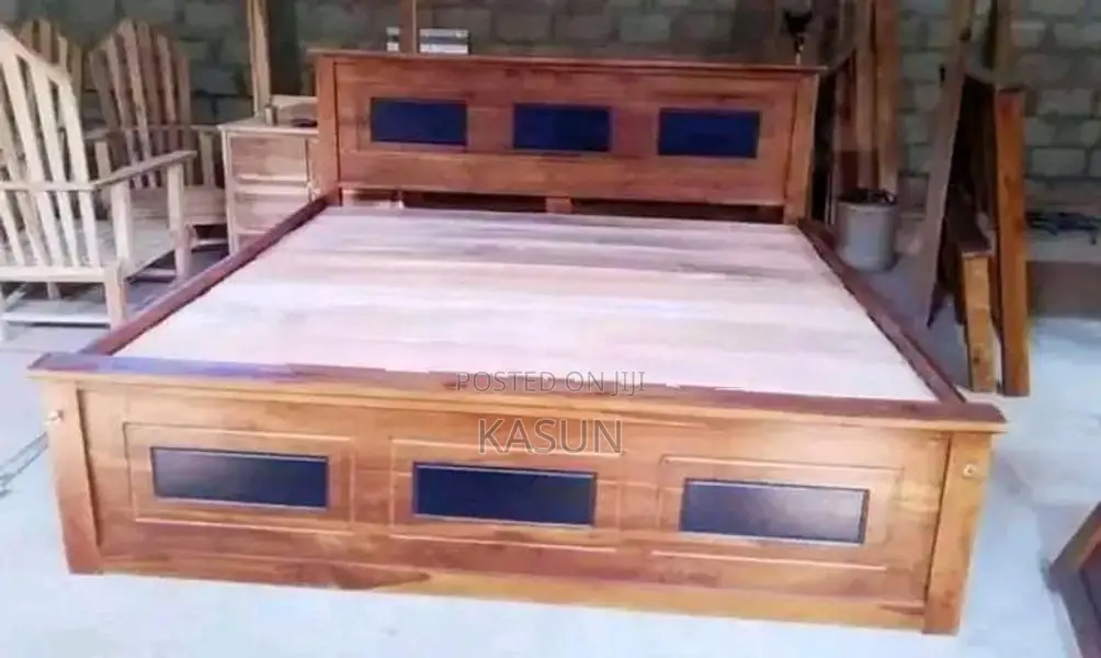 Theekka box bed