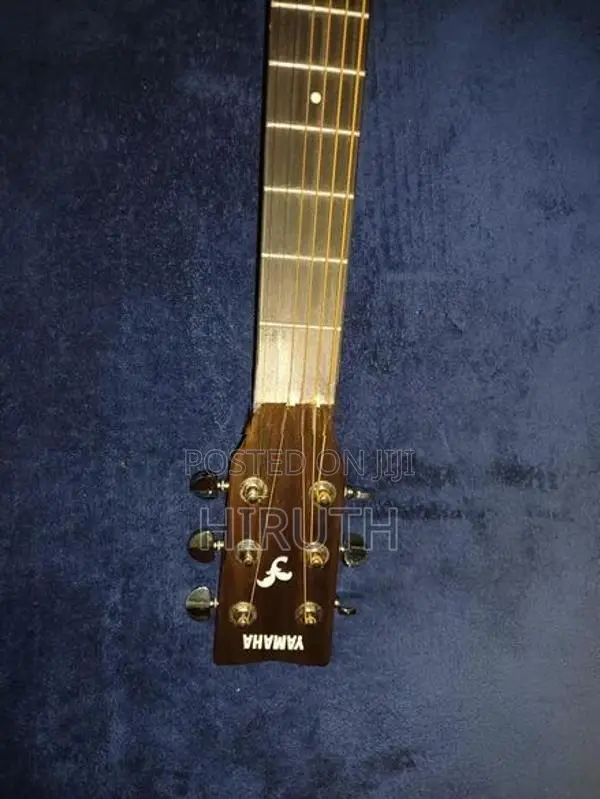 Yamaha Guitar