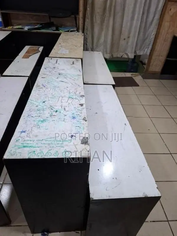 Class Table with Bench