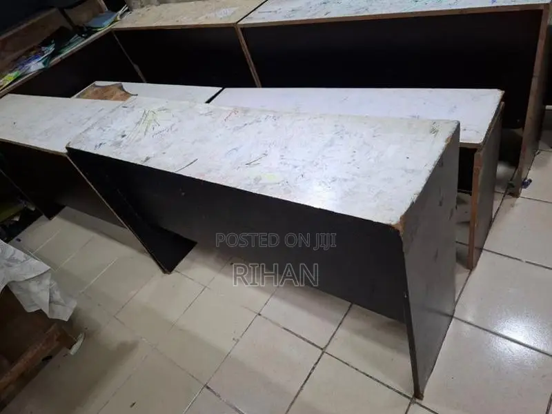 Class Table with Bench