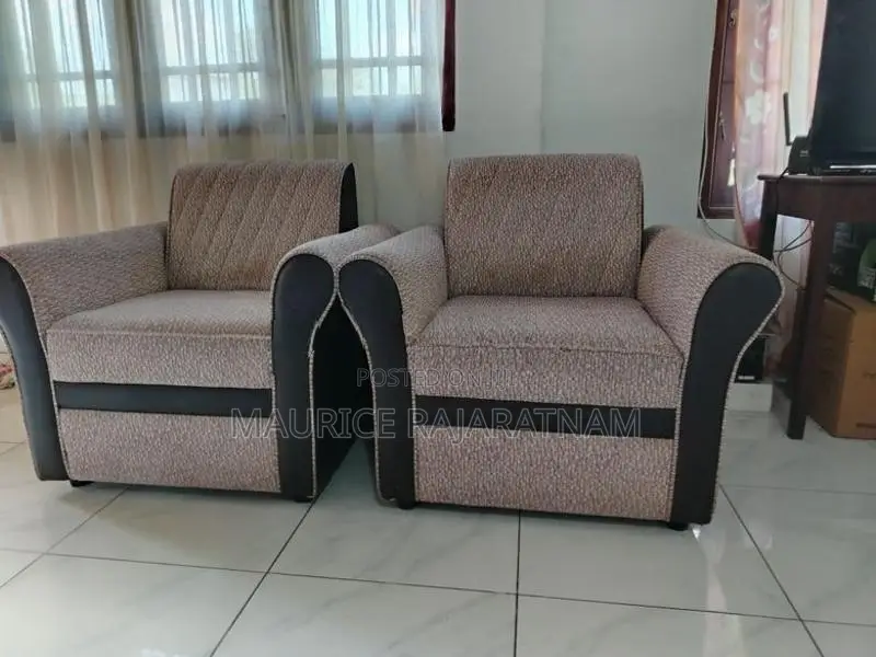 DAMRO Autum Sofa Set With Baywood Coffee Table