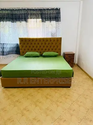 New 72*72 Cushion Bed with Spring Mattresses