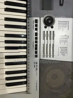 Yamaha Yahama Psr E403
