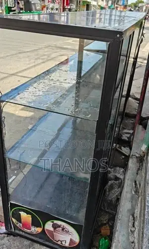 Showcase Glass Counter