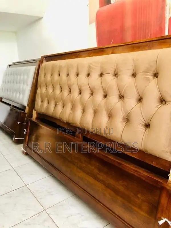 New 6*6 7*72" Teak Cushion Box Bed