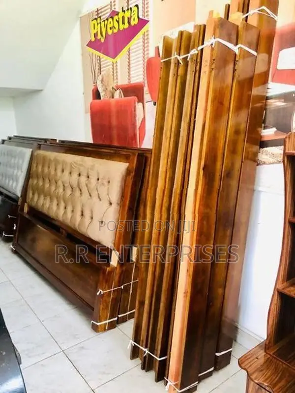 New 6*6 7*72" Teak Cushion Box Bed