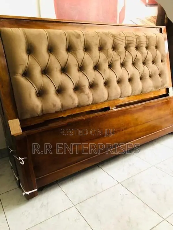 New 6*6 7*72" Teak Cushion Box Bed