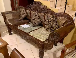 Antique Teak Couch (Kavichchi)
