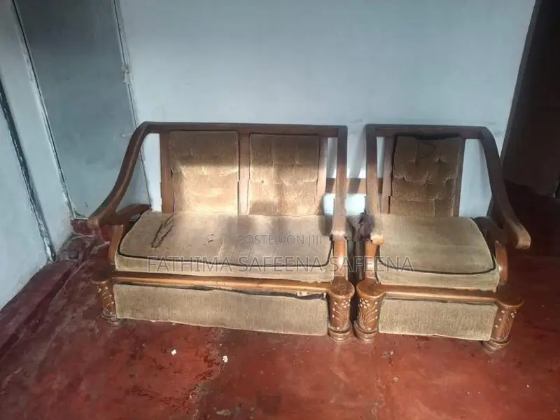 Used Wood Sofa With Table