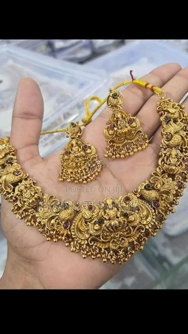 Necklace Set