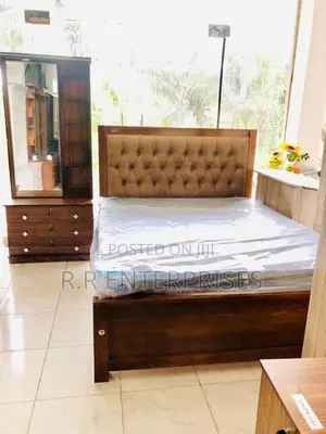 Queen Size Teak Box Bed with Arpico Spring Mattresses