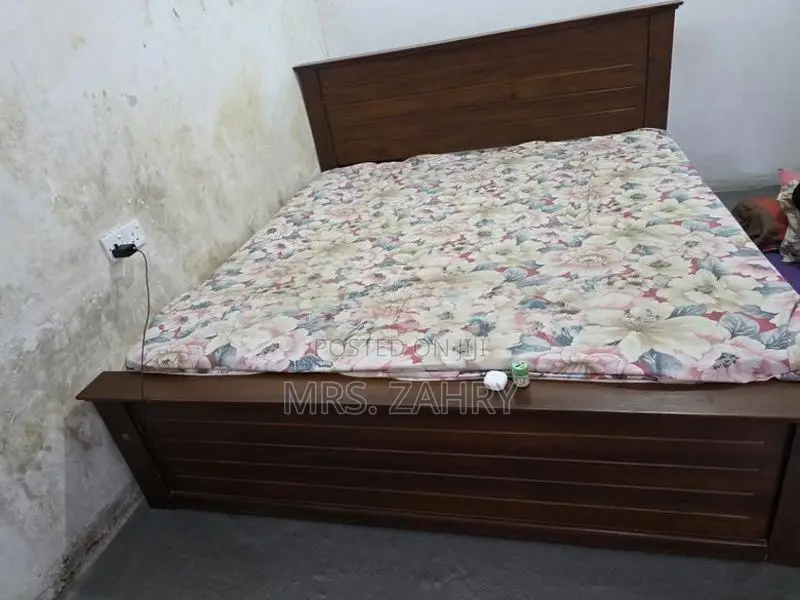 Bed Room Set With Sofa
