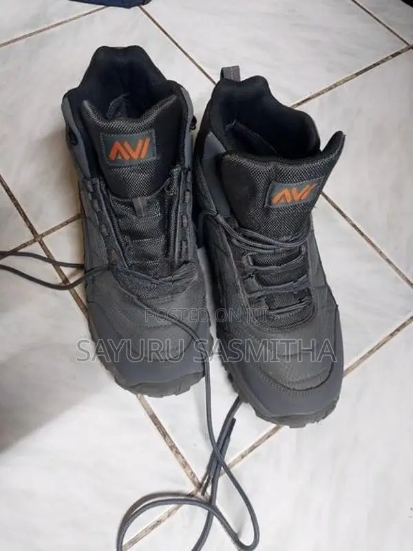 AVI Outdoor Casual Shoes
