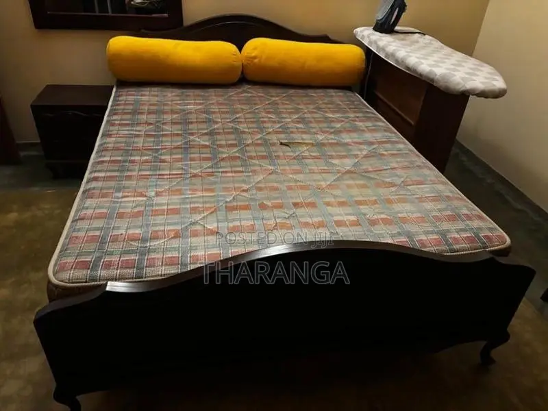 Mahogany Queen Size Bed with Spring Mattress