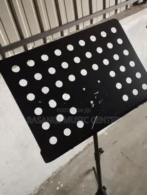 Music stand